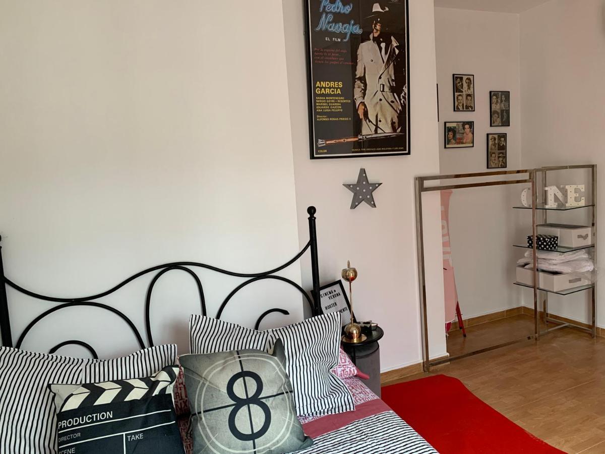 Hoster Cinema Verona Томелосо Екстериор снимка