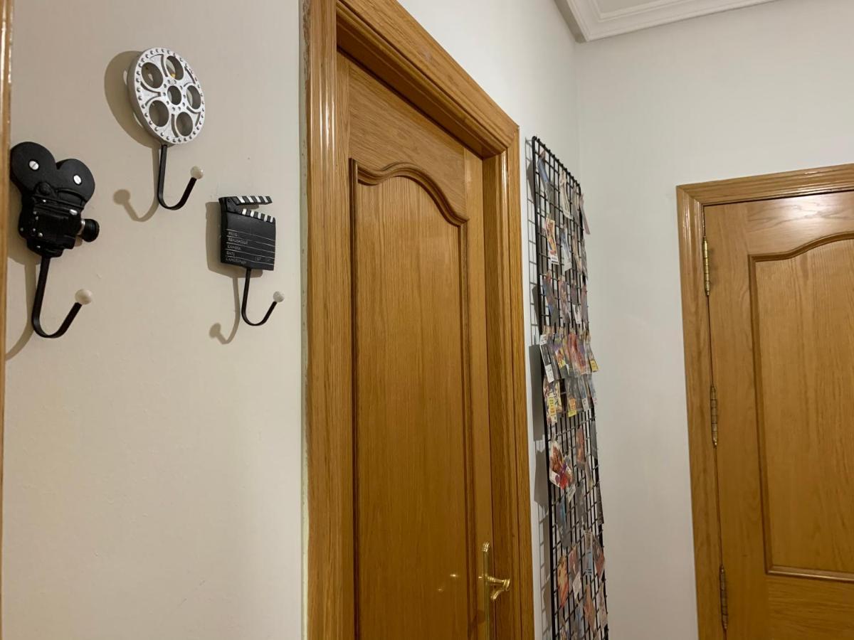 Hoster Cinema Verona Томелосо Екстериор снимка